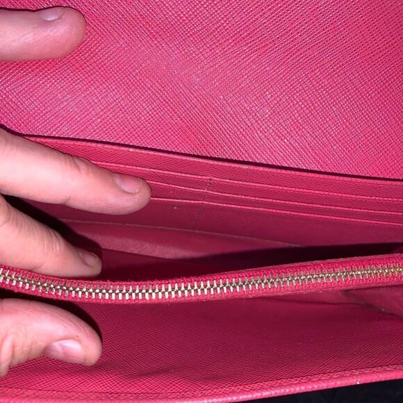 Prada pink large wallet - Picture 10 of 10